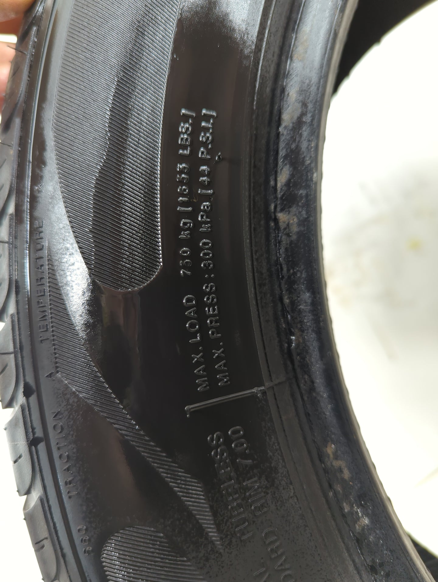 Used Tire 225/55R18 THUNDERER RANGER 98V - Tread Depth 11/32 - Oemusedautoparts1.com