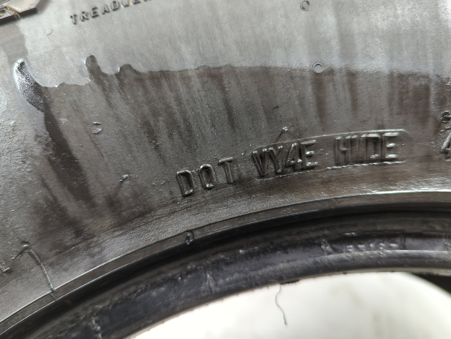 Used Tire 235/70R16 GENERAL GRABBER AT2 106T - Tread Depth 9/32 - Oemusedautoparts1.com