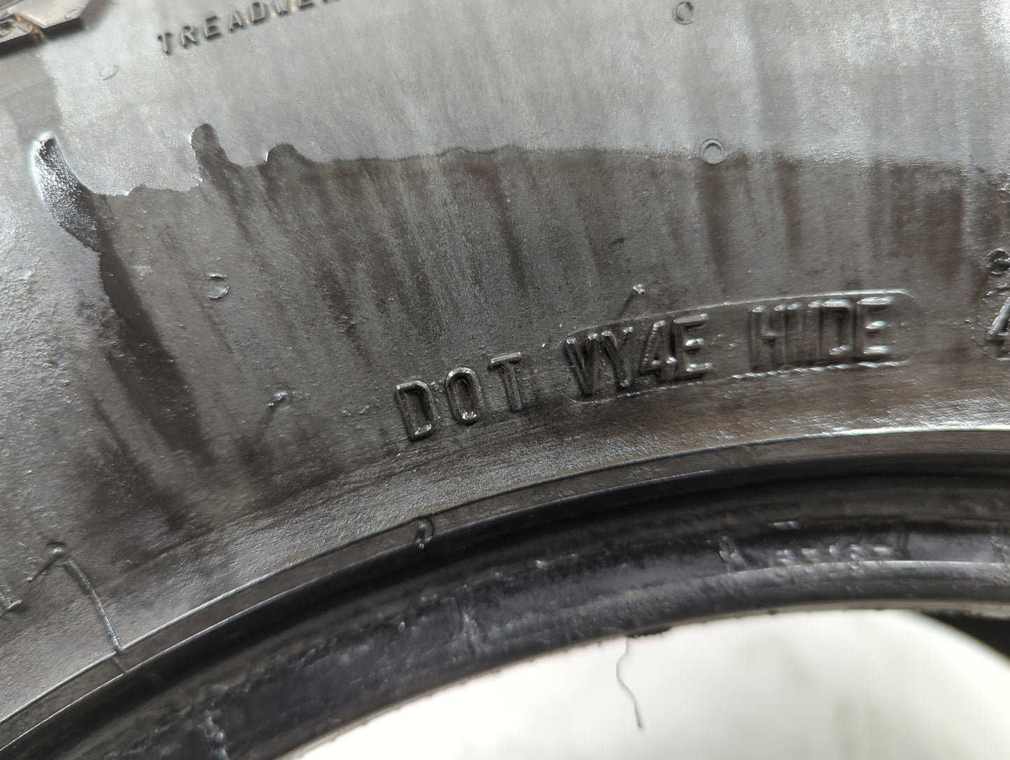 Used Tire 235/70R16 GENERAL GRABBER AT2 106T - Tread Depth 9/32 - Oemusedautoparts1.com