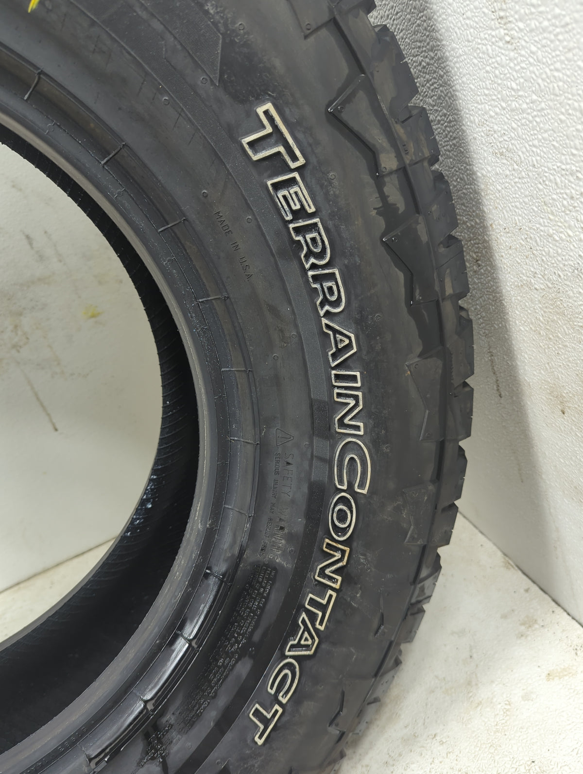 Used Tire 265/70R17 CONTINENTAL TERRAIN CONTACT 115T - Tread Depth 12/32 - Oemusedautoparts1.com