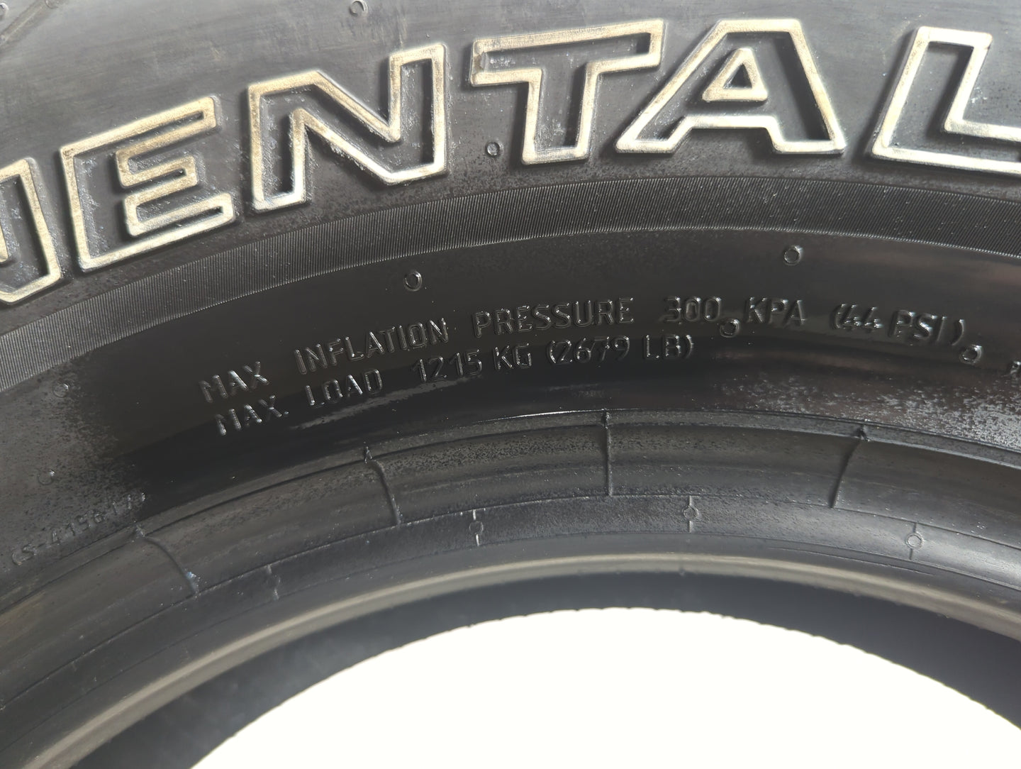 Used Tire 265/70R17 CONTINENTAL TERRAIN CONTACT 115T - Tread Depth 12/32 - Oemusedautoparts1.com