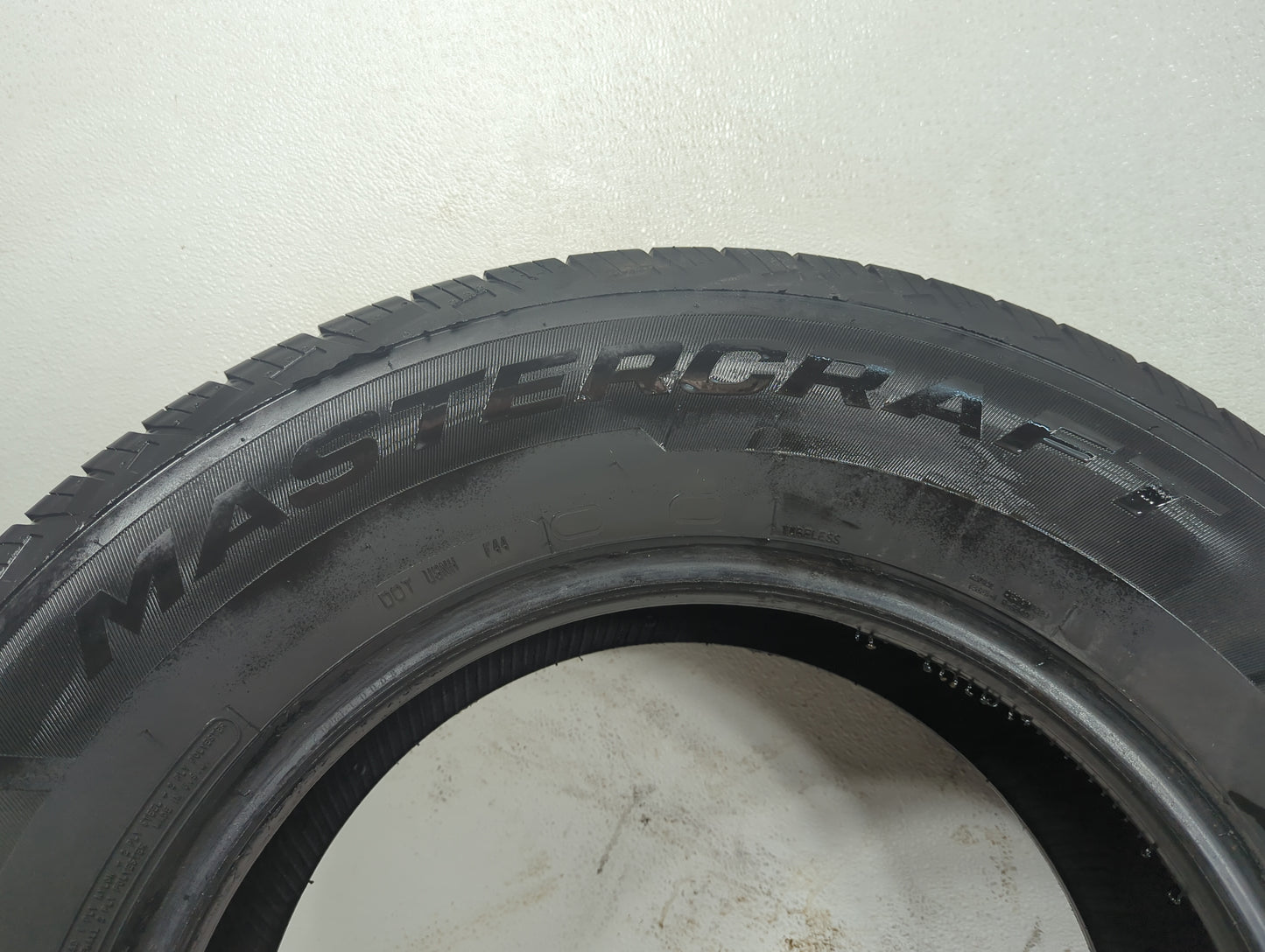 Used Tire 245/70R17 MASTERCRAFT STRATUS HT 110T - Tread Depth 9/32 - Oemusedautoparts1.com