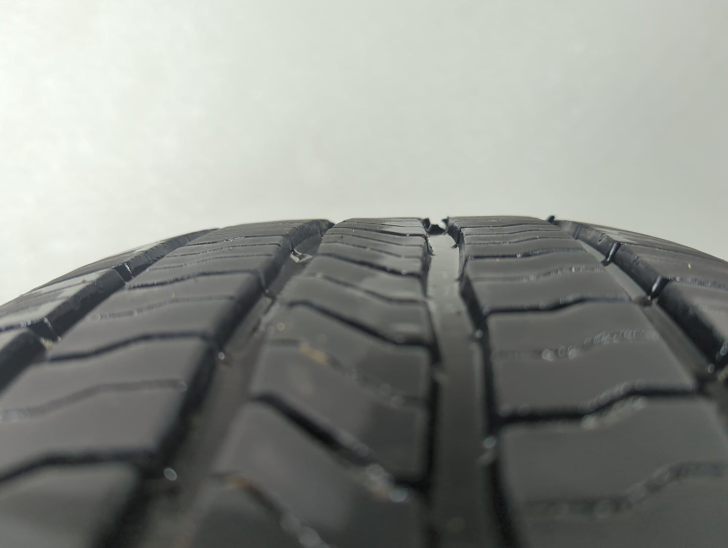 Used Tire 245/70R17 MASTERCRAFT STRATUS HT 110T - Tread Depth 9/32 - Oemusedautoparts1.com