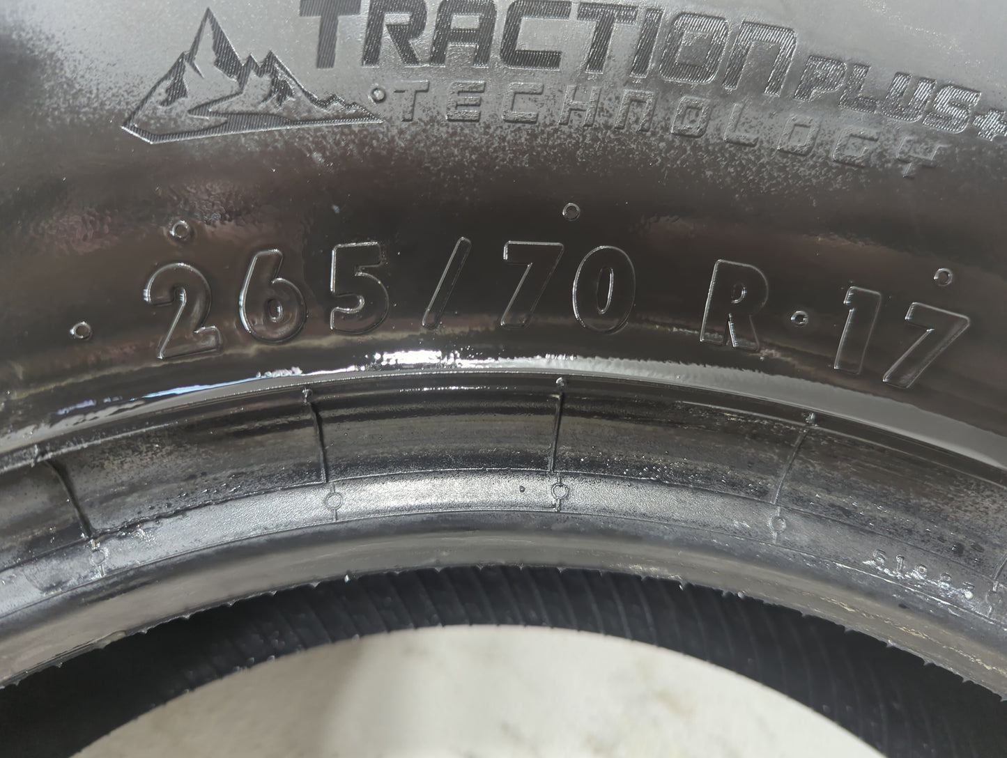 Used Tire 265/70R17 CONTINENTAL TERRAIN CONTACT A/T 115T - Tread Depth 12/32 - Oemusedautoparts1.com