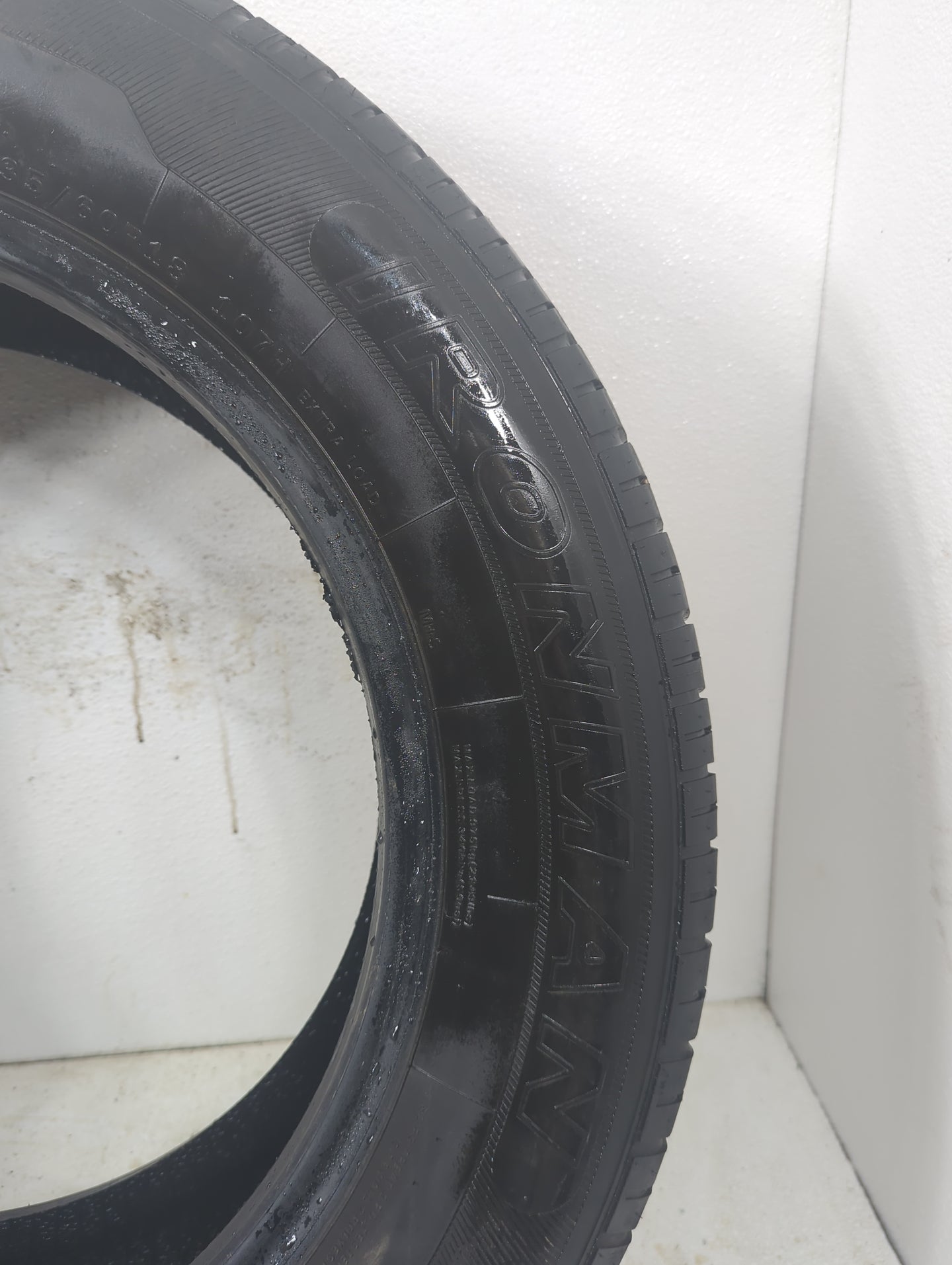 Used Tire - Tread Depth null/32 - Oemusedautoparts1.com