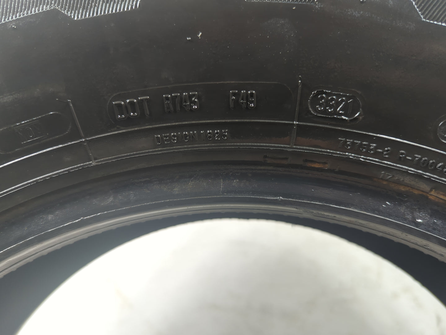Used Tire - Tread Depth null/32 - Oemusedautoparts1.com