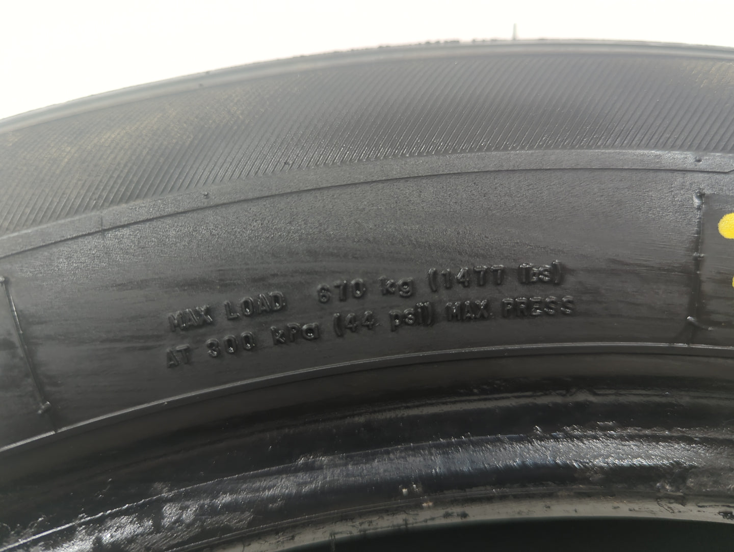 Used Tire 225/50R17 FIRESTONE WINTERFORCE 2 94S - Tread Depth 8/32 - Oemusedautoparts1.com