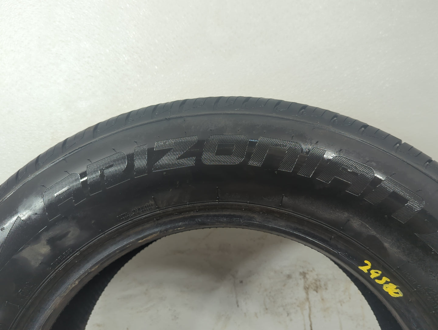 Used Tire 225/65R17 MILESTAR SILVER EDITION ALL SEASON 102H - Tread Depth 10/32 - Oemusedautoparts1.com