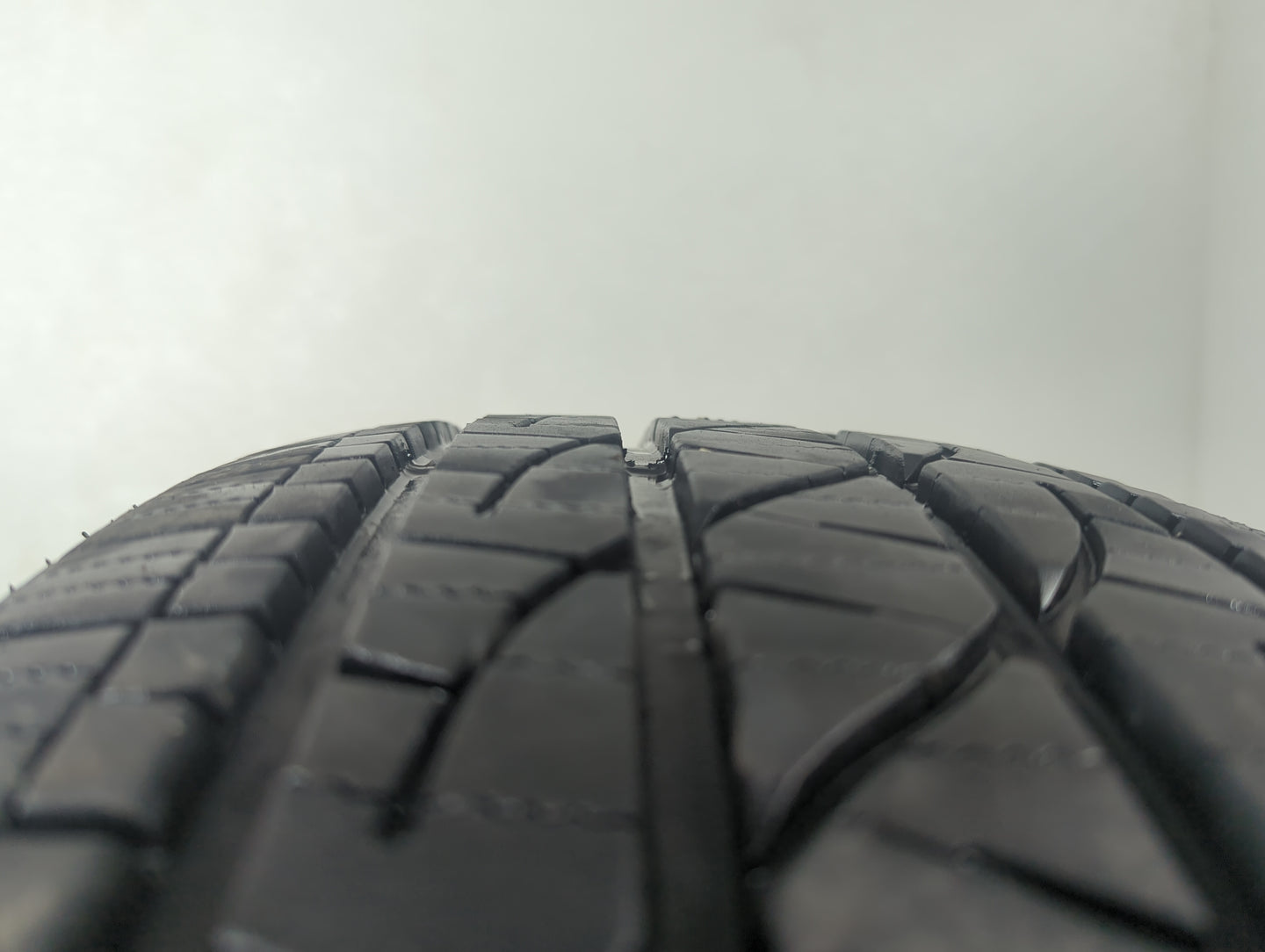 Used Tire 255/70R18 FIRESTONE DESTINATION LE3 113T - Tread Depth 10/32 - Oemusedautoparts1.com