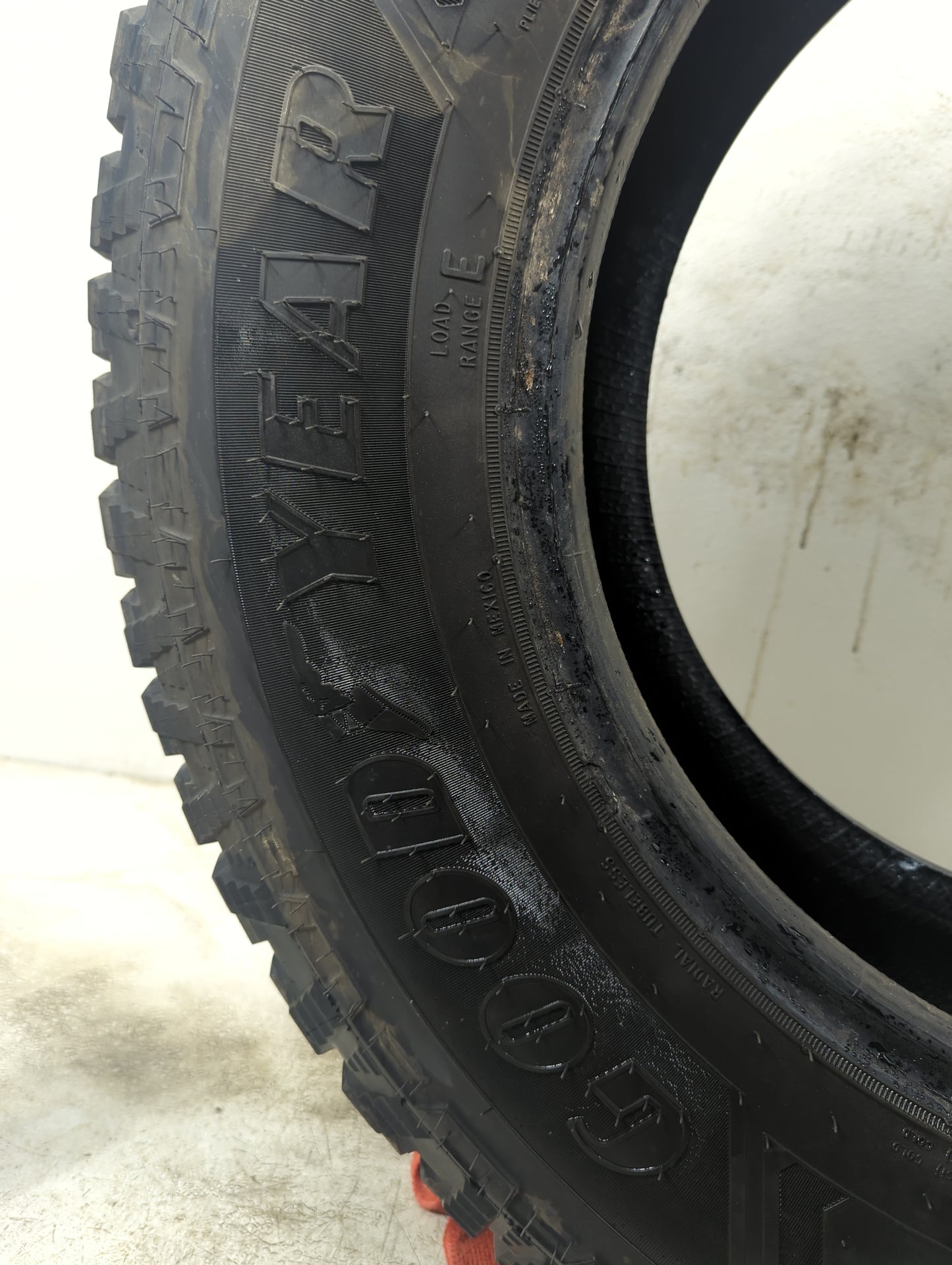 Used Tire 245/75R17 GOODYEAR WRANGLER WORKHORSE AT 121R - Tread Depth 10/32 - Oemusedautoparts1.com