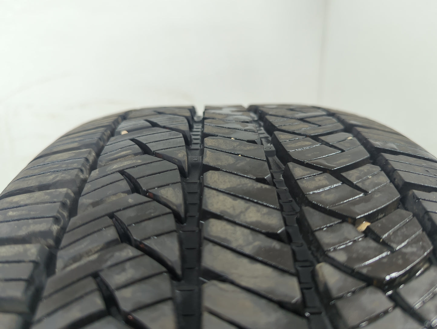 Used Tire 235/50R18 GENERAL ALTIMAX RT45 97V - Tread Depth 11/32 - Oemusedautoparts1.com