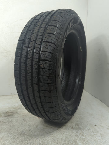 Used Tire 205/60R16 GOODYEAR RELIANT ALL-SEASON 92V - Tread Depth 10/32 - Oemusedautoparts1.com