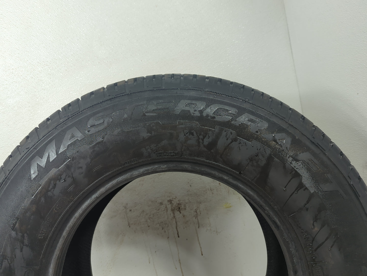 Used Tire 235/75R15 MASTERCRAFT STRATUS AP 108T - Tread Depth 7/32 - Oemusedautoparts1.com