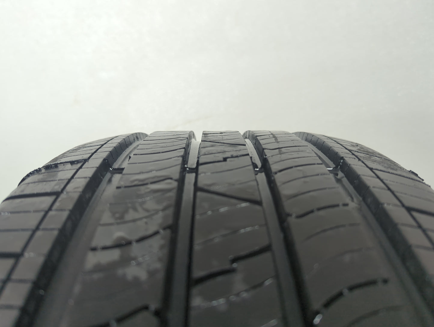 Used Tire 235/55R18 MASTERCRAFT COURSER QUEST PLUS 104T - Tread Depth 11/32 - Oemusedautoparts1.com