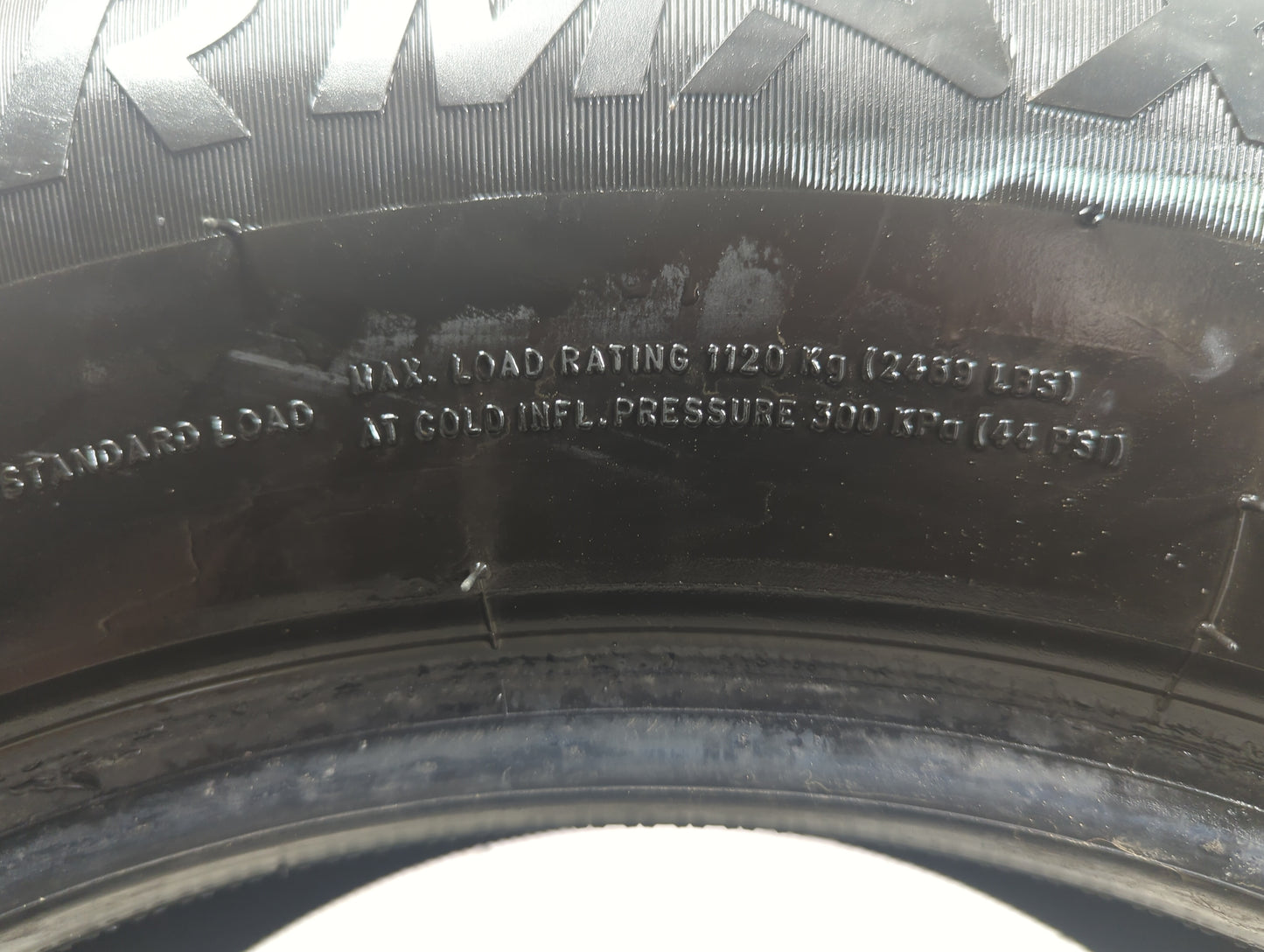 Used Tire 265/65R17 SUPERMAX HT-1 - Tread Depth 9/32 - Oemusedautoparts1.com