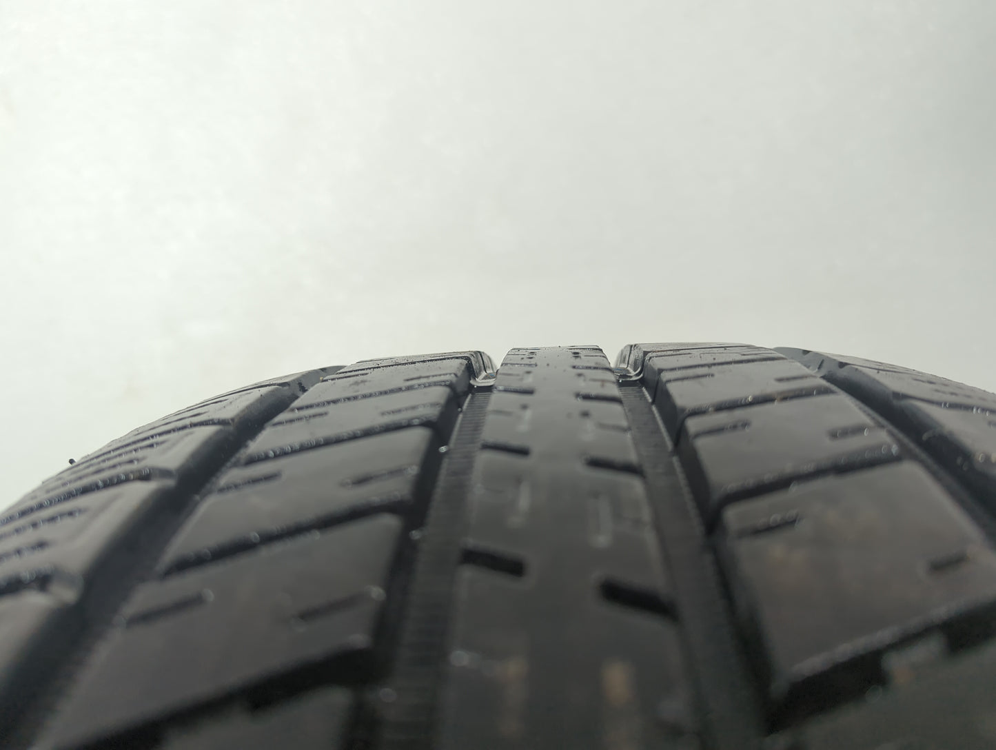 Used Tire 265/65R17 SUPERMAX HT-1 - Tread Depth 9/32 - Oemusedautoparts1.com