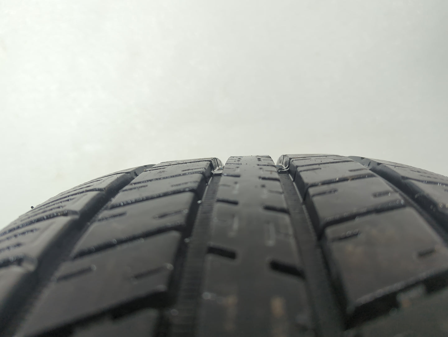 Used Tire 265/65R17 SUPERMAX HT-1 - Tread Depth 9/32 - Oemusedautoparts1.com