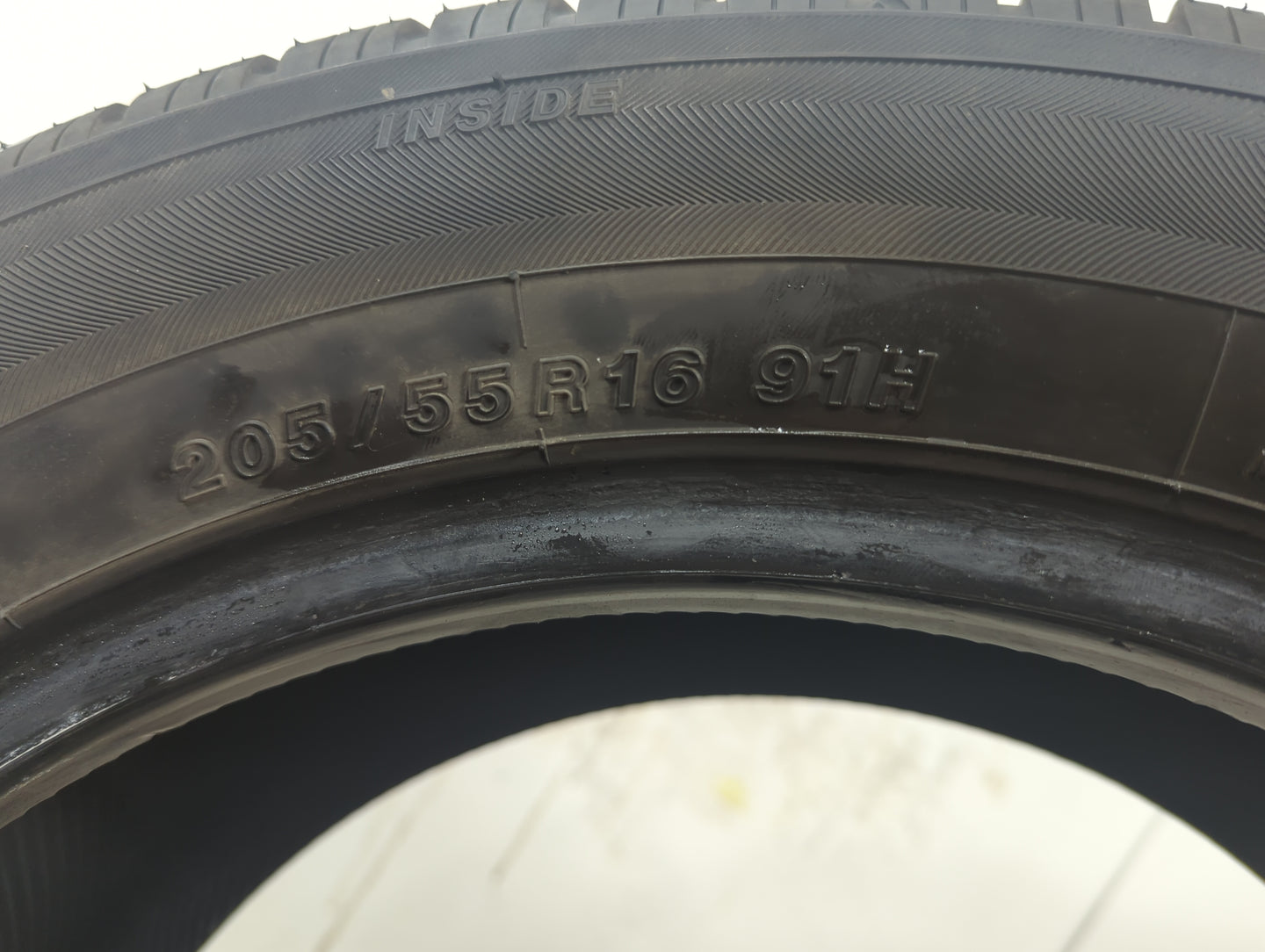 Used Tire 205/55R16 YOKOHAMA YK-GTX 91H - Tread Depth 11/32 - Oemusedautoparts1.com
