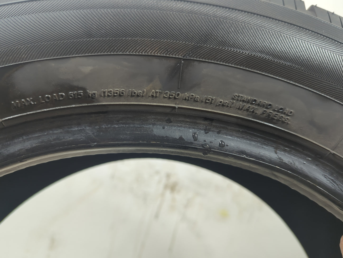 Used Tire 205/55R16 YOKOHAMA YK-GTX 91H - Tread Depth 11/32 - Oemusedautoparts1.com