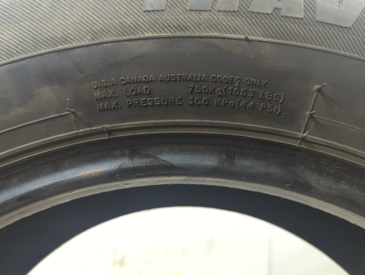 Used Tire 225/60R16 TRAVELSTAR UN33 98H - Tread Depth 9/32 - Oemusedautoparts1.com