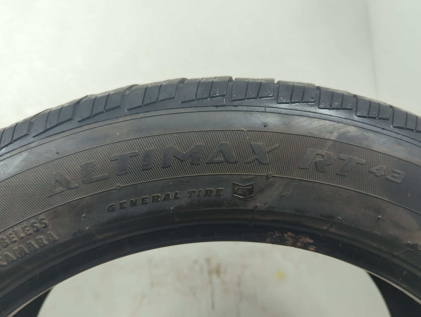 Used Tire 235/50R18 GENERAL ALTIMAX RT43 97V - Tread Depth 9/32 - Oemusedautoparts1.com