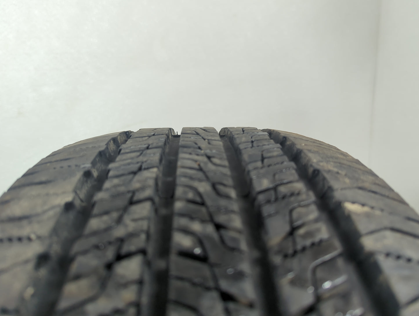 Used Tire 235/75R15 PATHFINDER HT 109T - Tread Depth 11/32 - Oemusedautoparts1.com