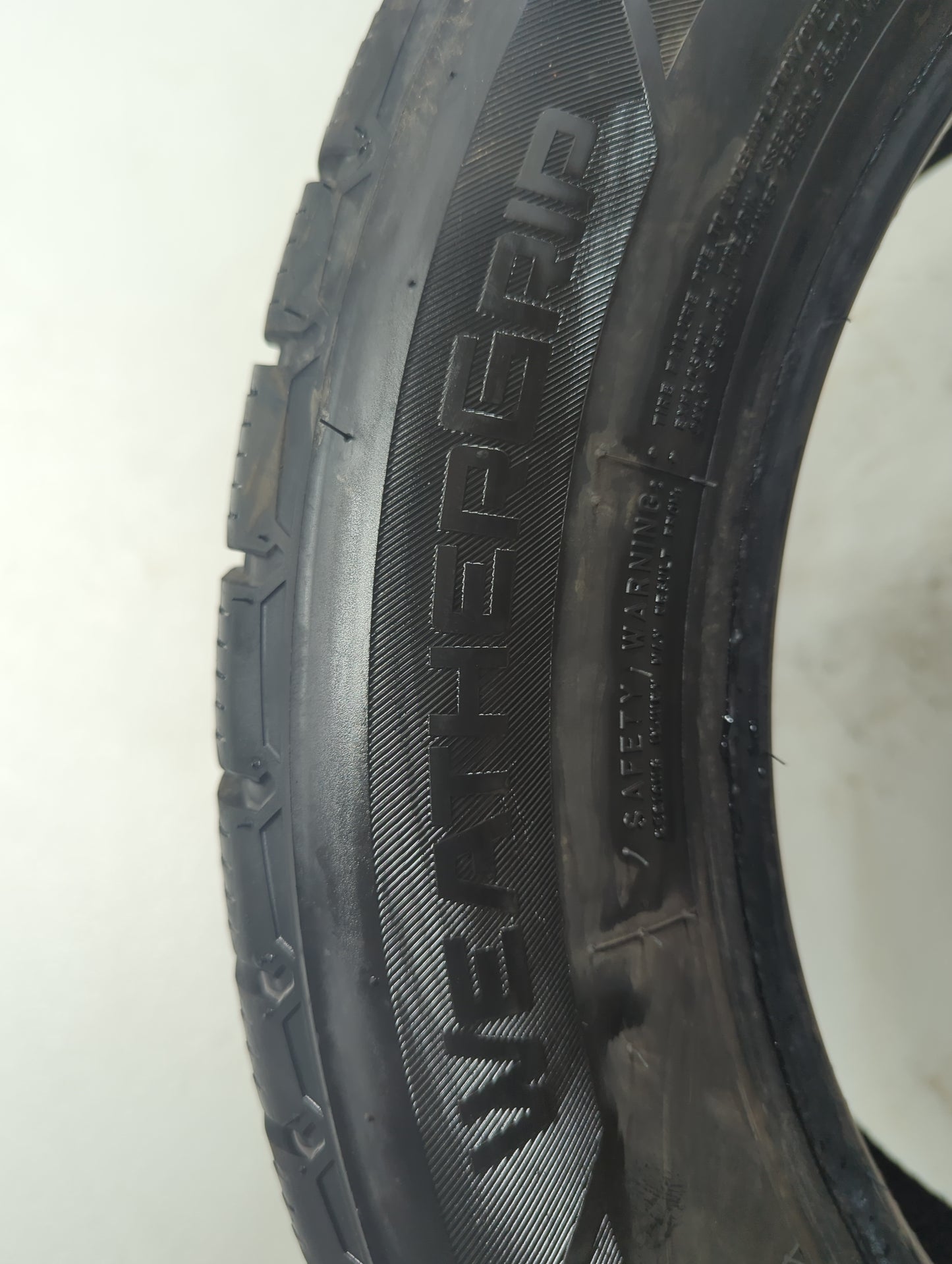 Used Tire 225/55R17 FIRESTONE WEATHERGRIP 97V - Tread Depth 9/32 - Oemusedautoparts1.com