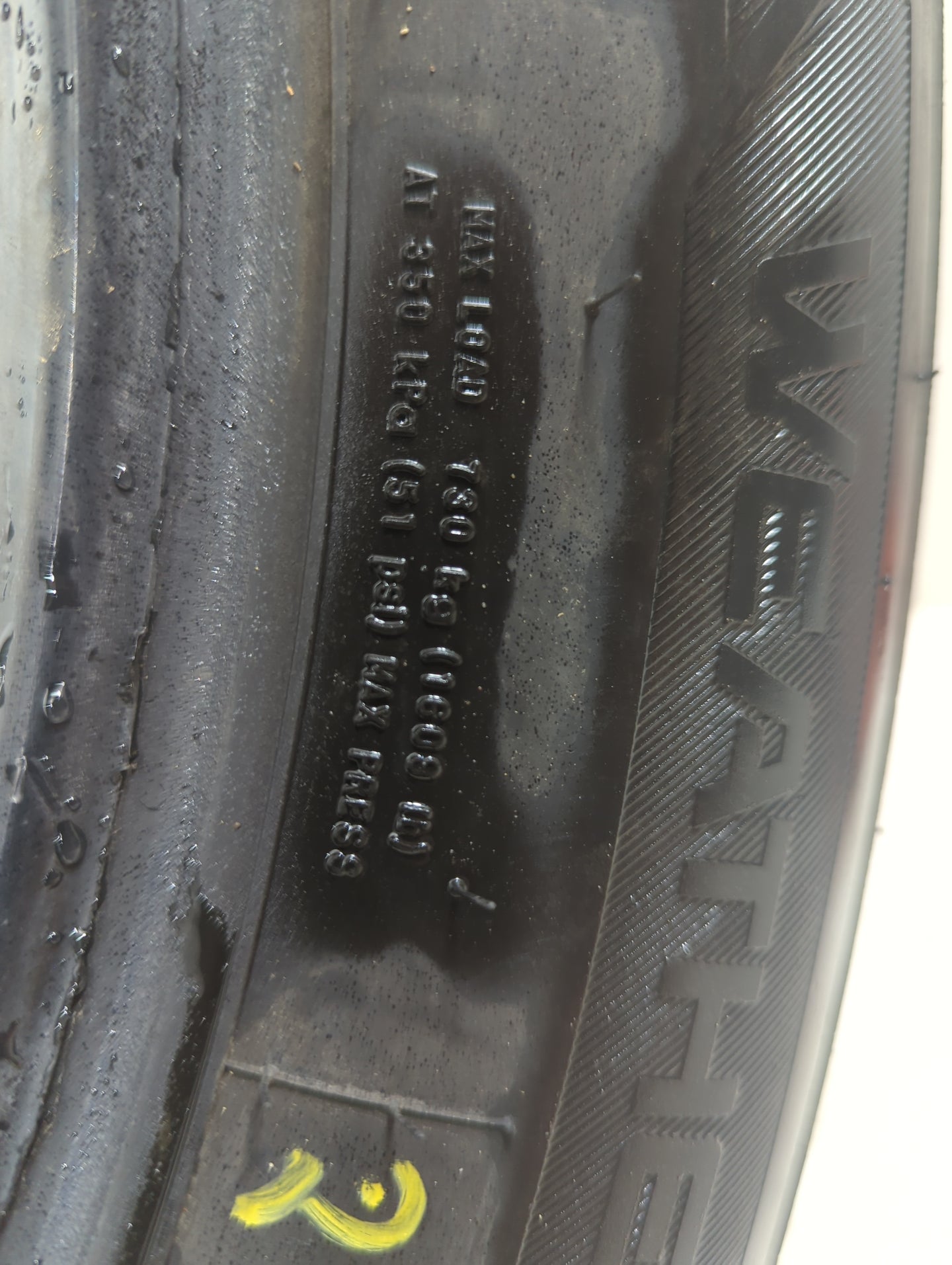 Used Tire 225/55R17 FIRESTONE WEATHERGRIP 97V - Tread Depth 9/32 - Oemusedautoparts1.com