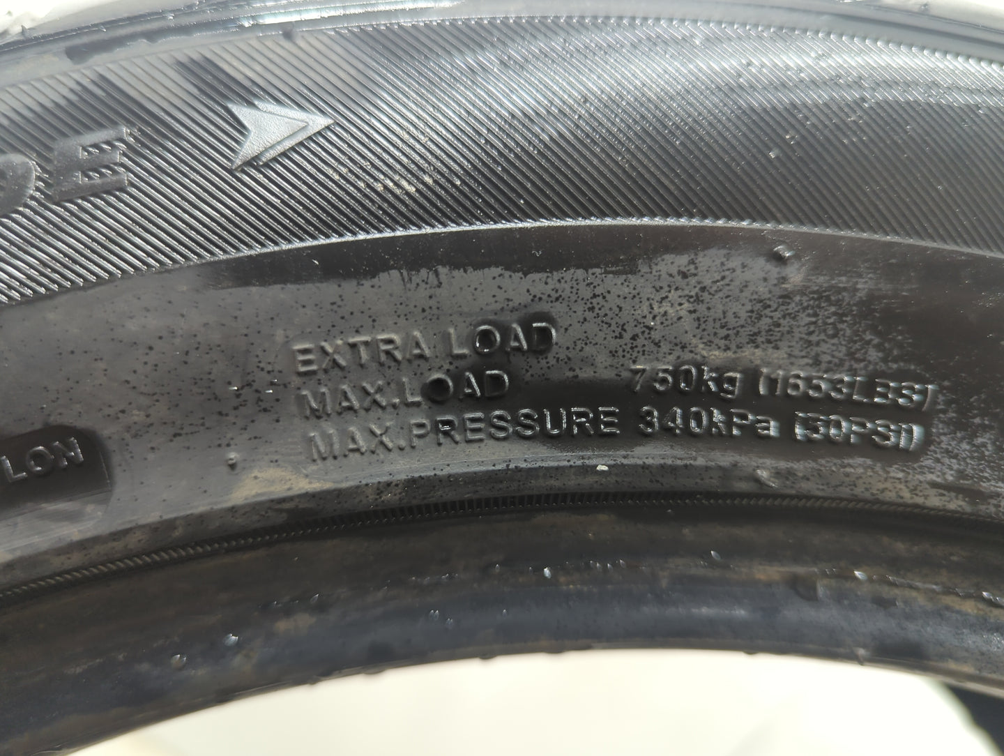 Used Tire 215/55R17 SAILUN ATREZZO SVA1 98W - Tread Depth 9/32 - Oemusedautoparts1.com
