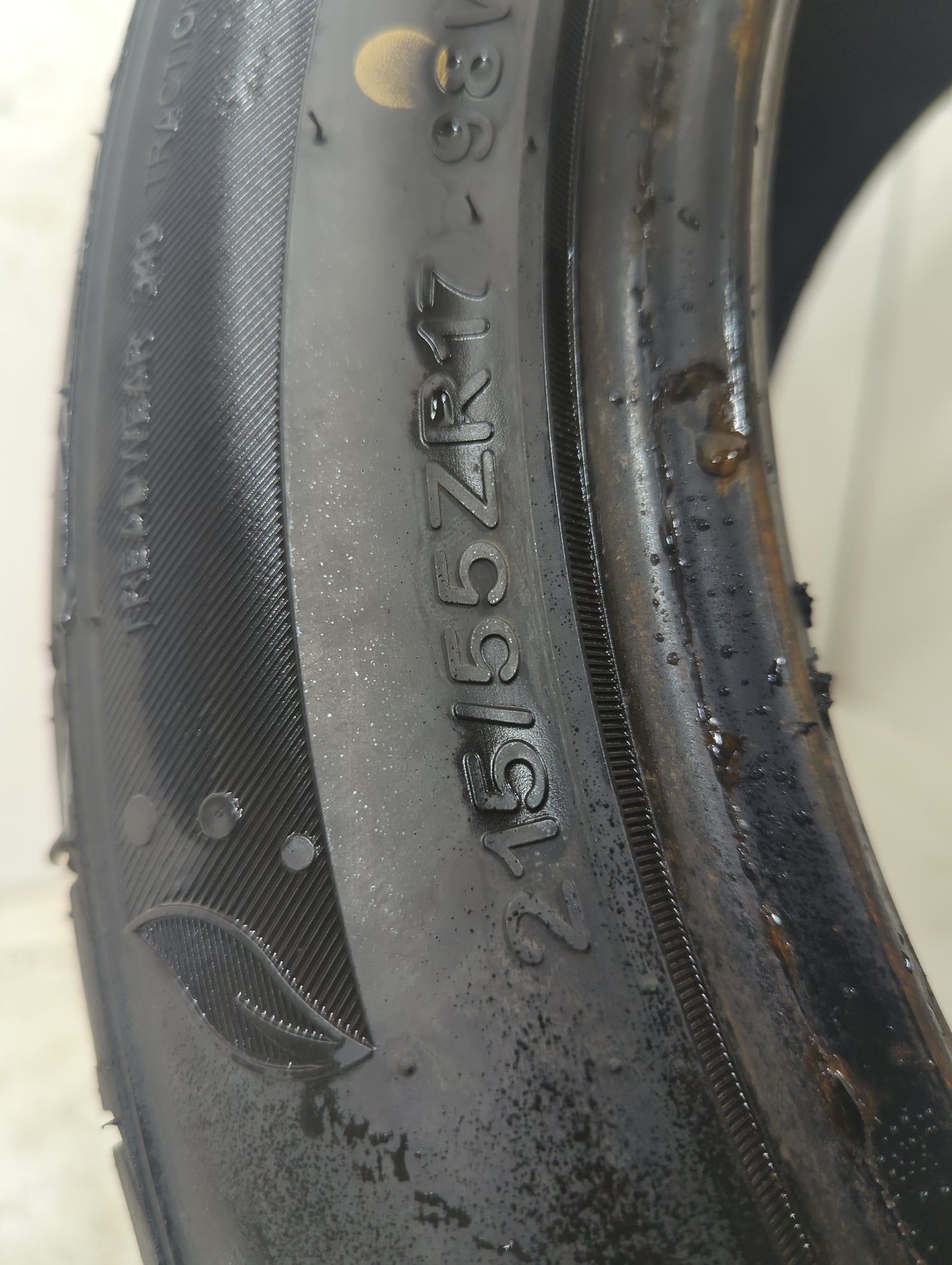 Used Tire 215/55R17 SAILUN ATREZZO SVA1 98W - Tread Depth 9/32 - Oemusedautoparts1.com