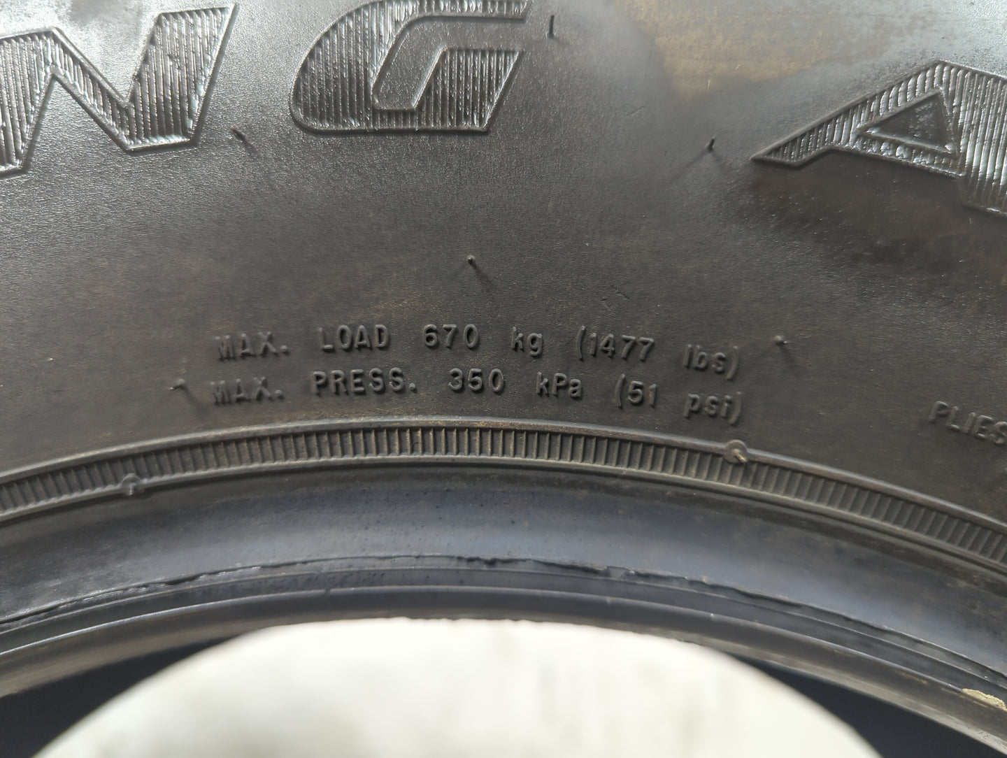 Used Tire 205/65R15 DOUGLAS TOURING A/S 94H - Tread Depth 9/32 - Oemusedautoparts1.com