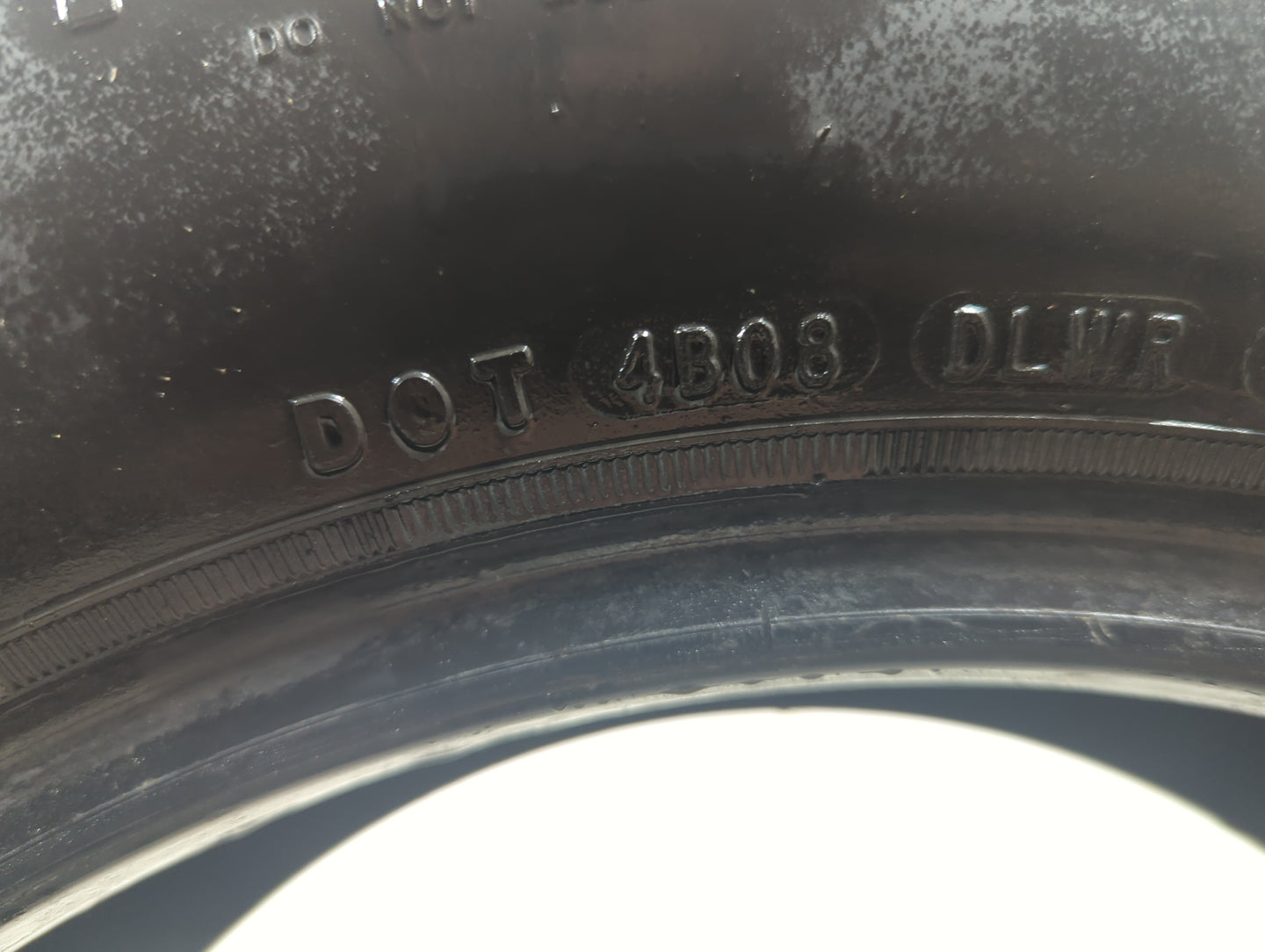 Used Tire 235/70R16 GOODYEAR EAGLE RS-A 104T - Tread Depth 10/32 - Oemusedautoparts1.com