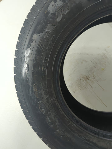 Used Tire 265/70R17 GOODYEAR WRANGLER HP 113S - Tread Depth 10/32