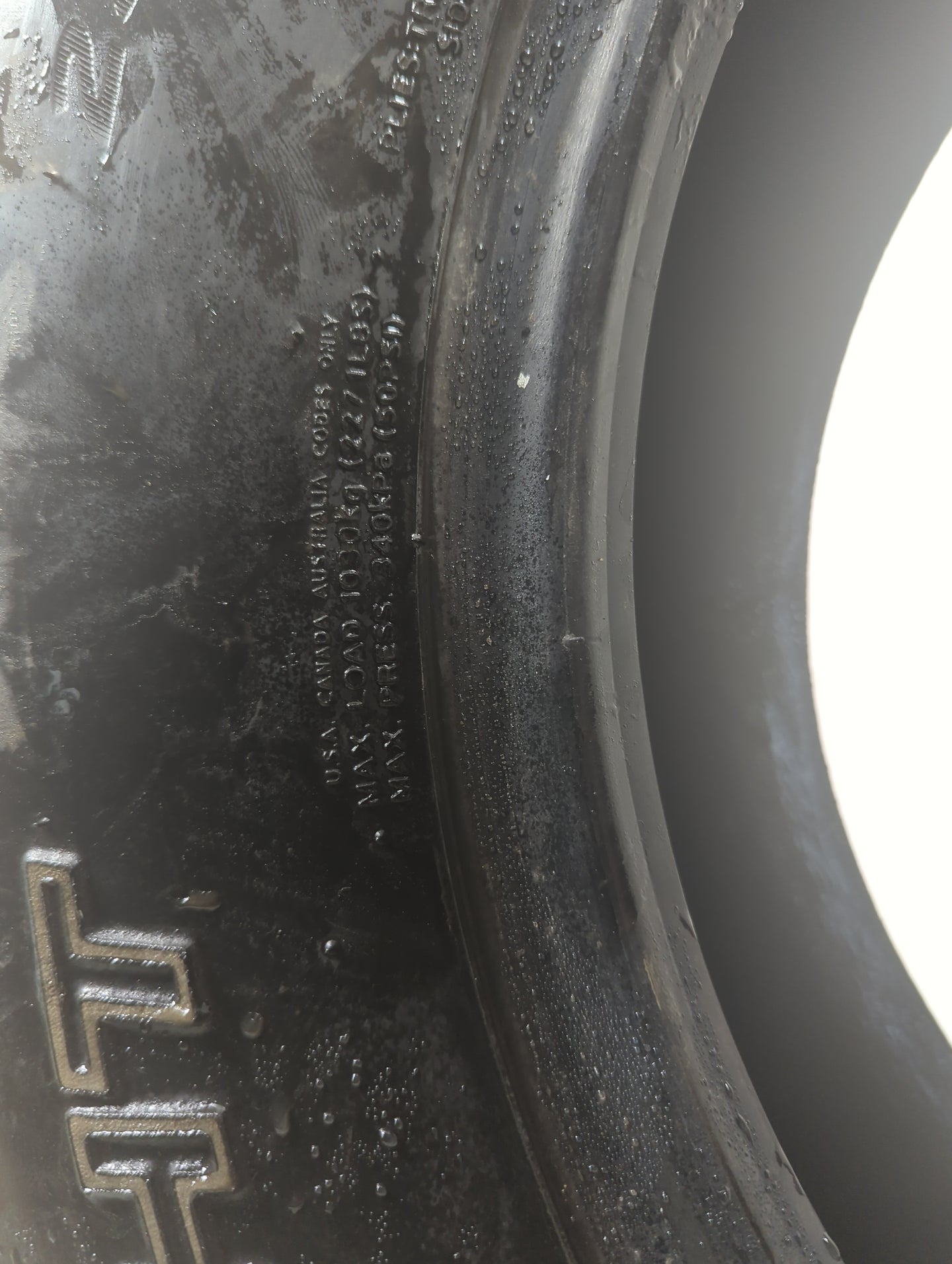 Used Tire 235/75R15 PATHFINDER HT 105T - Tread Depth 9/32 - Oemusedautoparts1.com