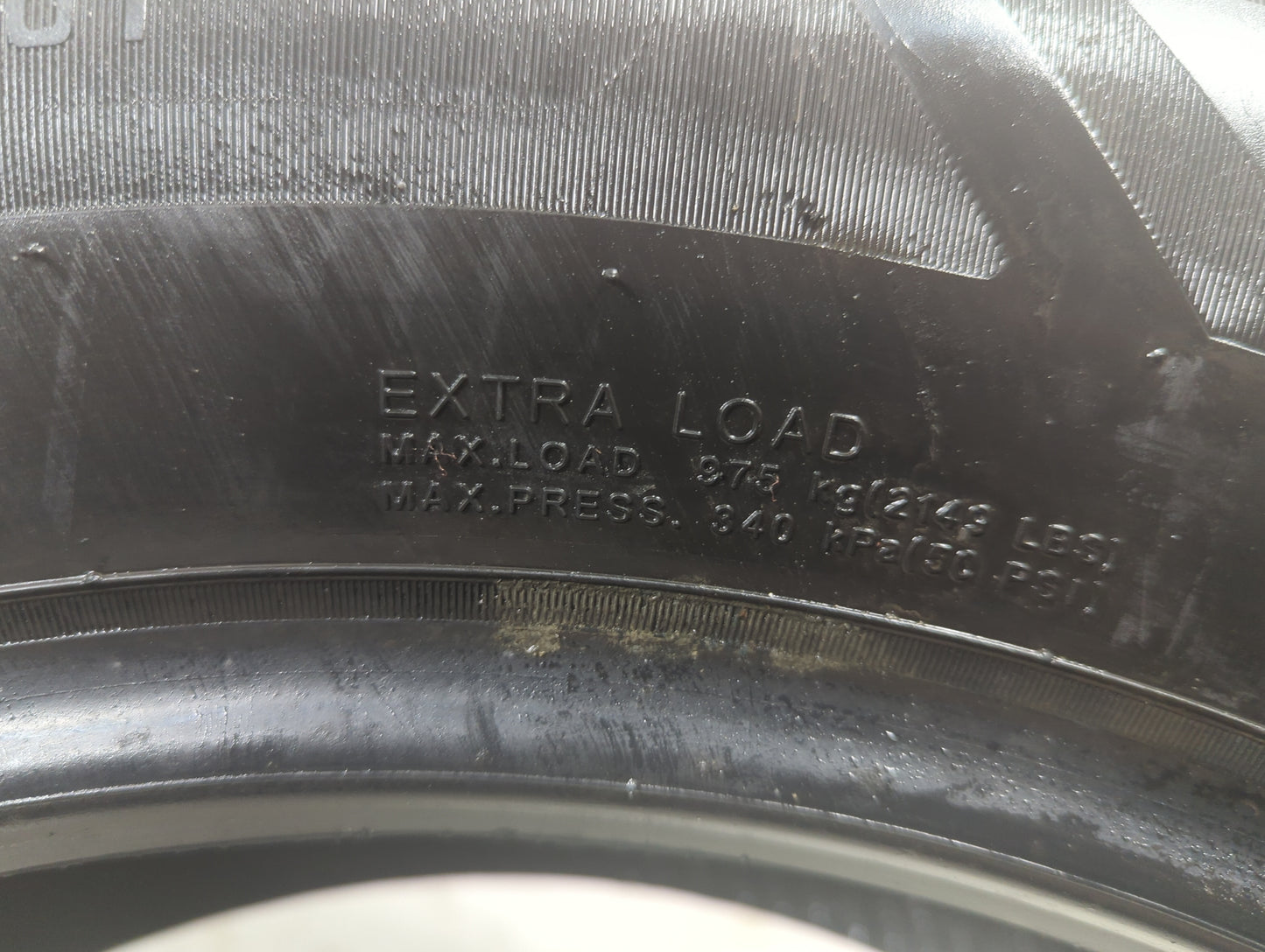 Used Tire 235/60R18 IRONHEAD REFLEX SUV 107V - Tread Depth 8/32 - Oemusedautoparts1.com