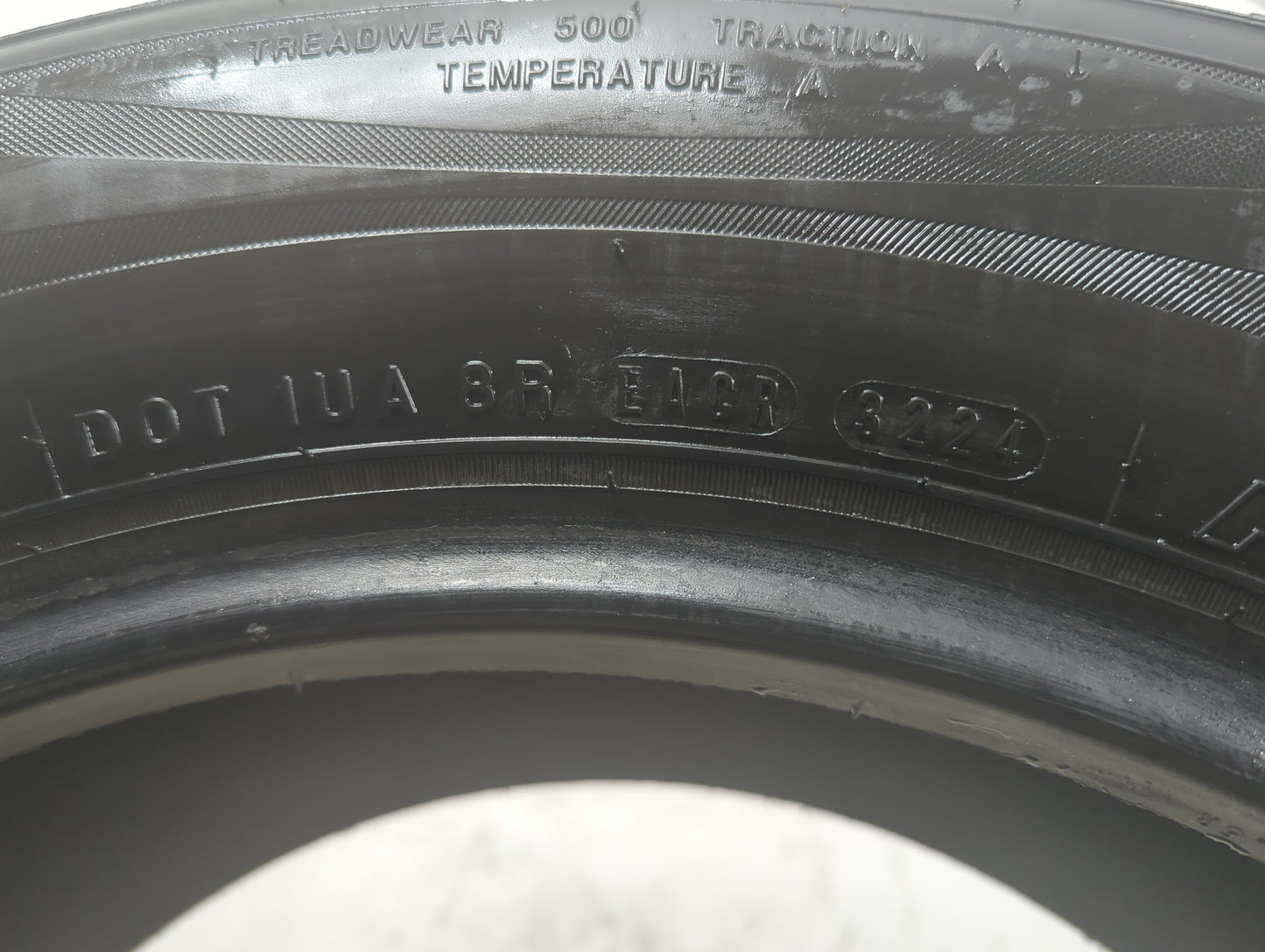 Used Tire 235/55R17 NEXEN CLASSE PREMIERE CP671 99H - Tread Depth 9/32 - Oemusedautoparts1.com