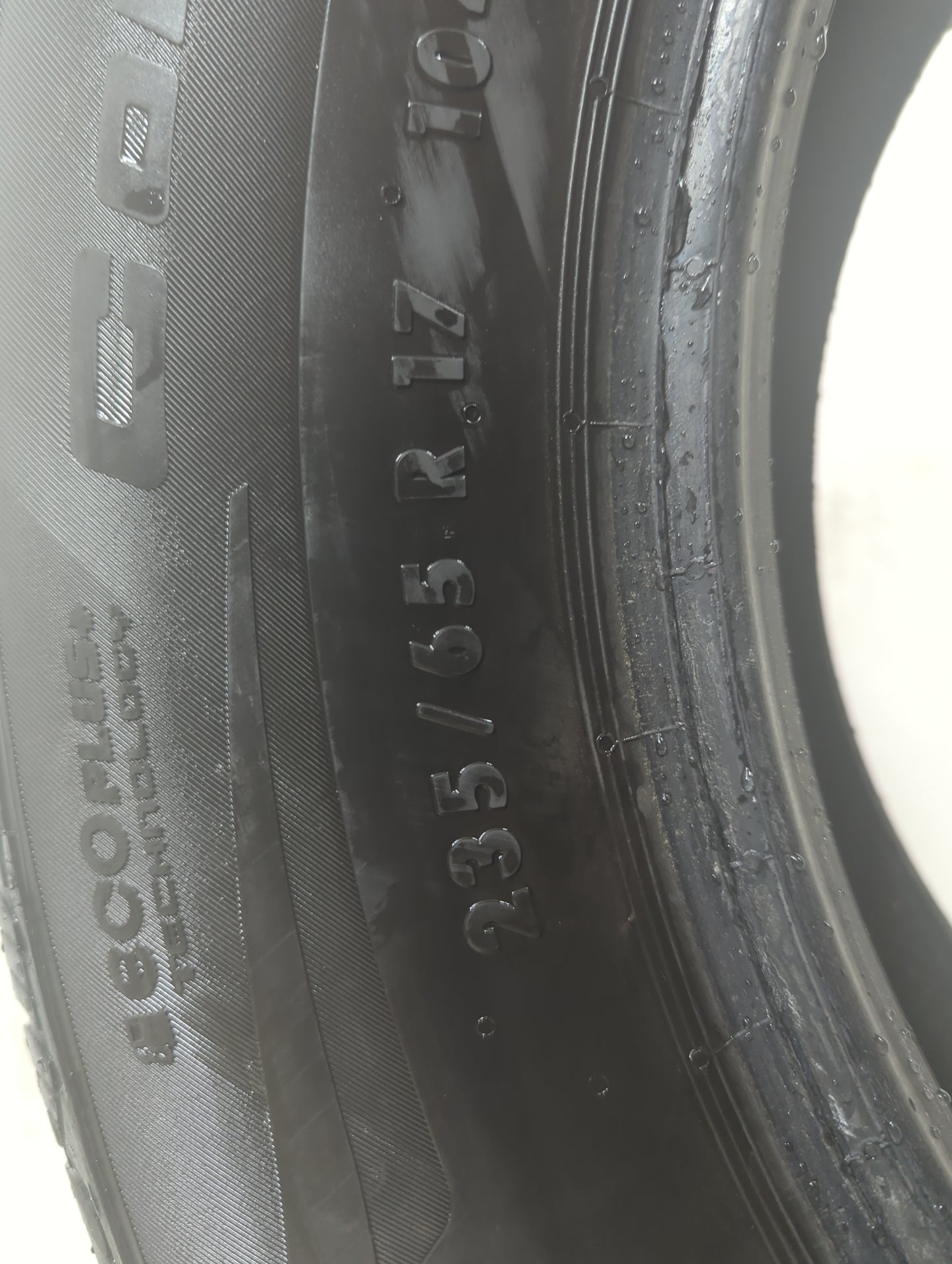 Used Tire 235/65R17 CONTINENTAL CONTROL CONTACT TOUR A/S 104H - 10/32 - Oemusedautoparts1.com