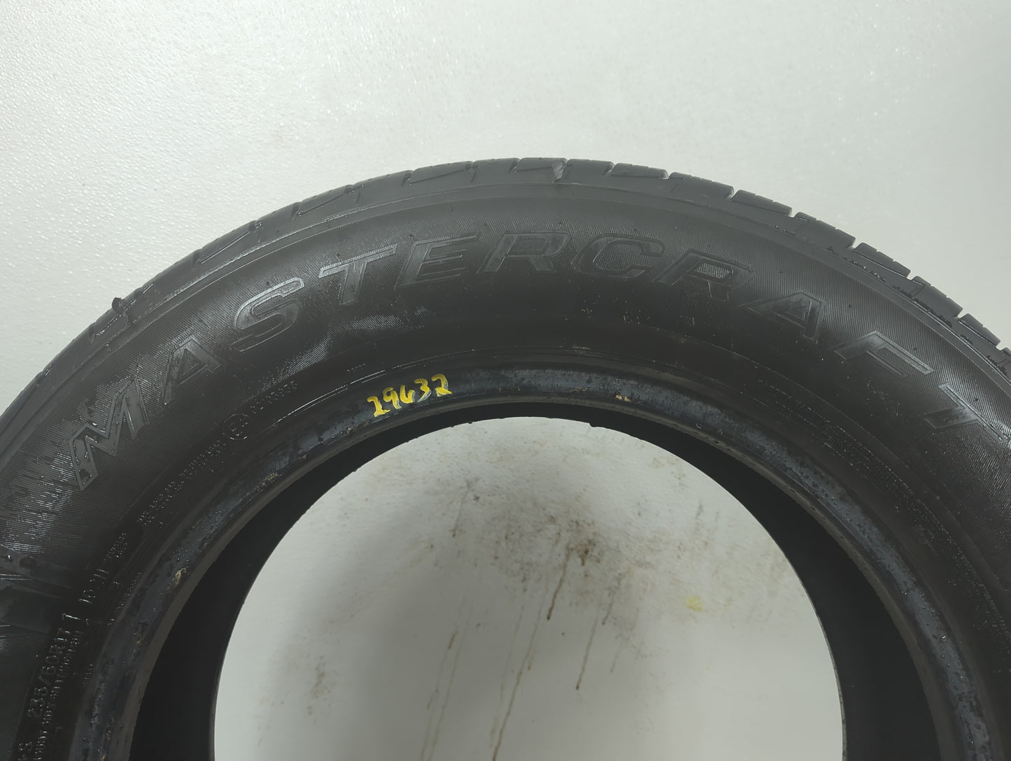 Used Tire 235/60R17 MASTERCRAFT COURSER QUEST 102H - Tread Depth 10/32 - Oemusedautoparts1.com