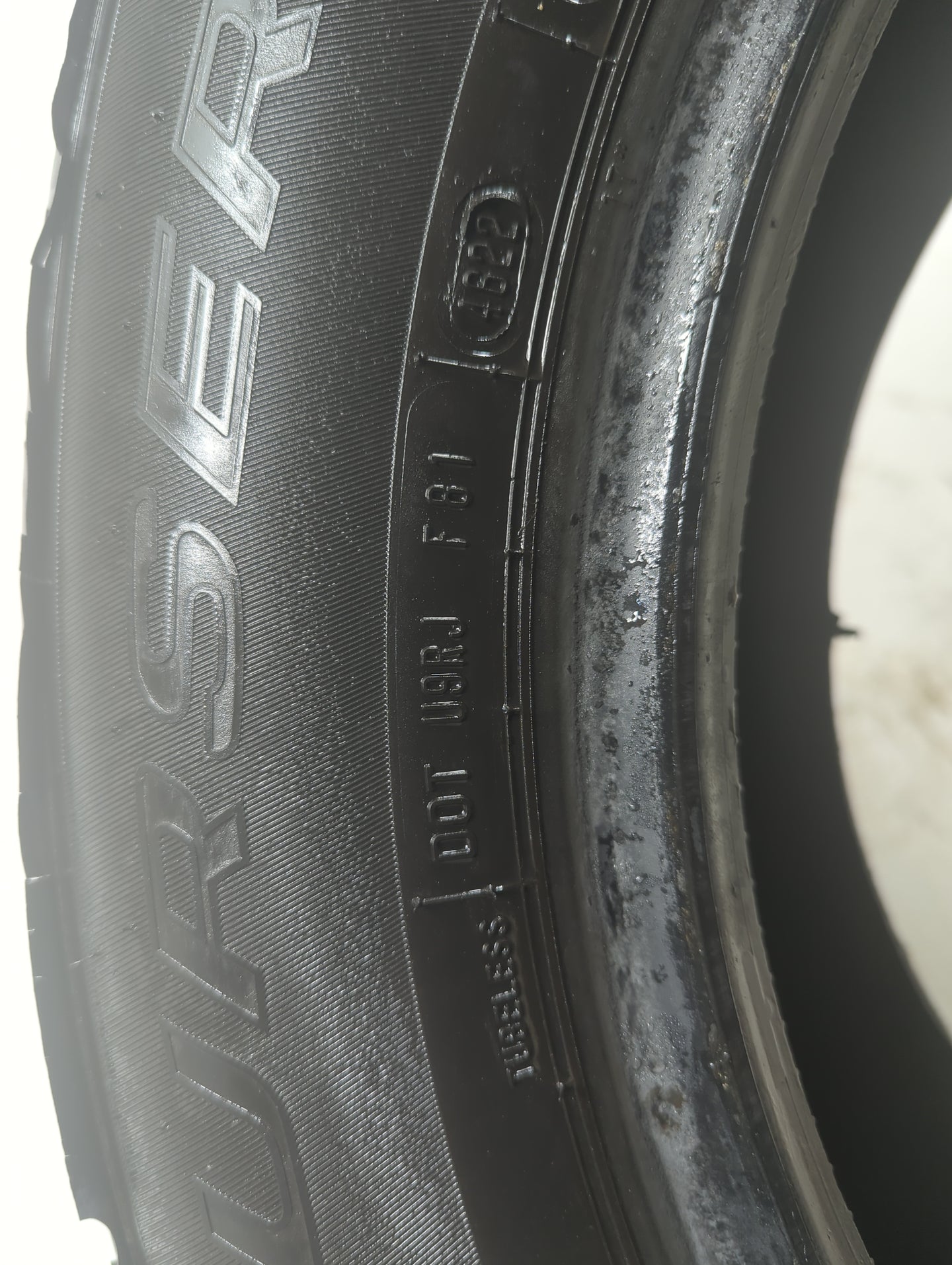 Used Tire 235/60R17 MASTERCRAFT COURSER QUEST 102H - Tread Depth 10/32 - Oemusedautoparts1.com