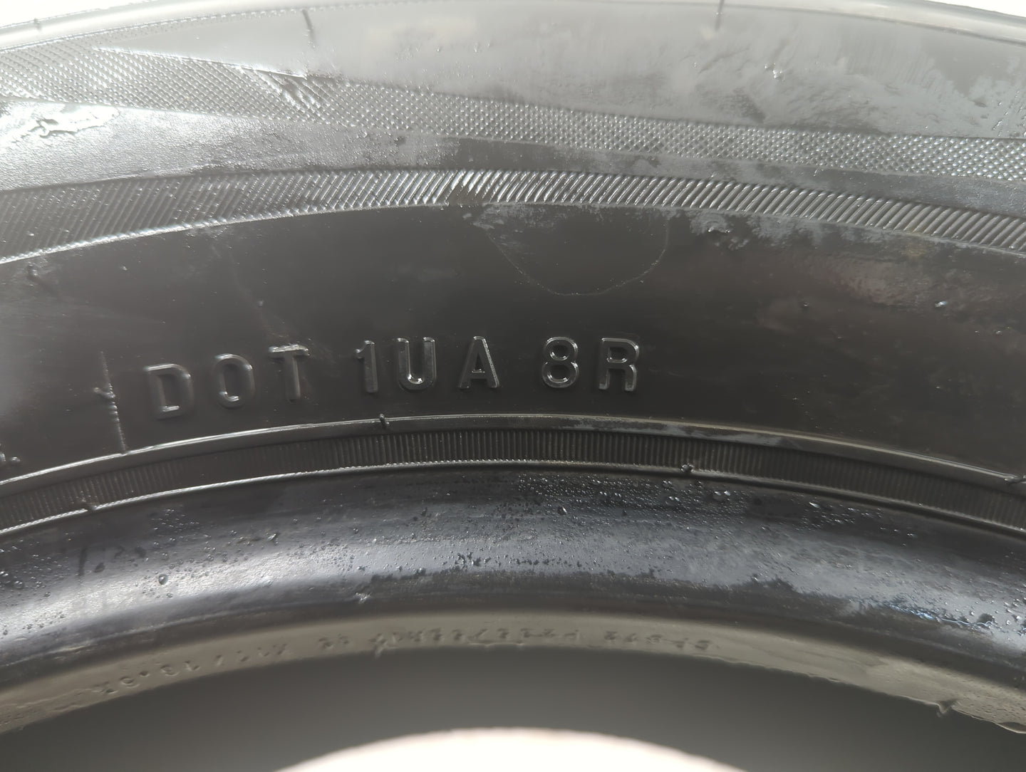 Used Tire 235/55R17 NEXEN CLASSE PREMIERE CP672 99H - Tread Depth 7/32 - Oemusedautoparts1.com