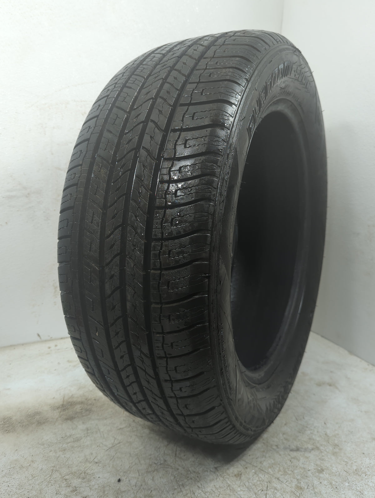 Used Tire 235/55R18 TORNEL PHANTOM C-SPORT 104V - Tread Depth 7/32 - Oemusedautoparts1.com