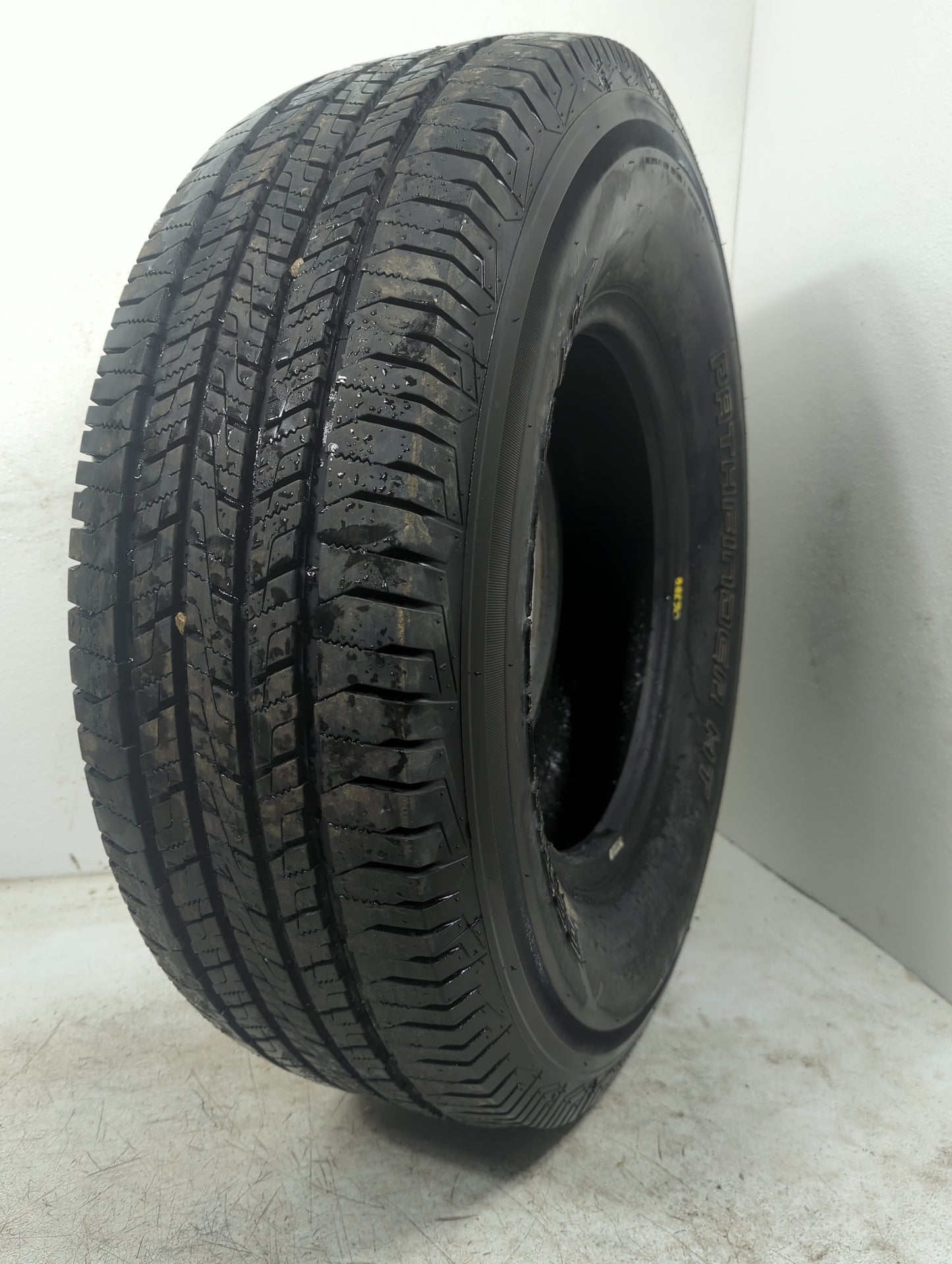 Used Tire 235/75R15 PATHFINDER HT 109S - Tread Depth 9/32 - Oemusedautoparts1.com