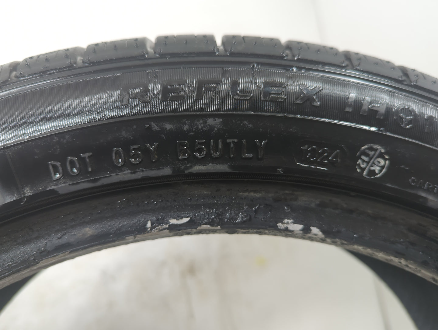 Used Tire 215/45R17 IRONHEAD REFLEX 87W - Tread Depth 9/32 - Oemusedautoparts1.com