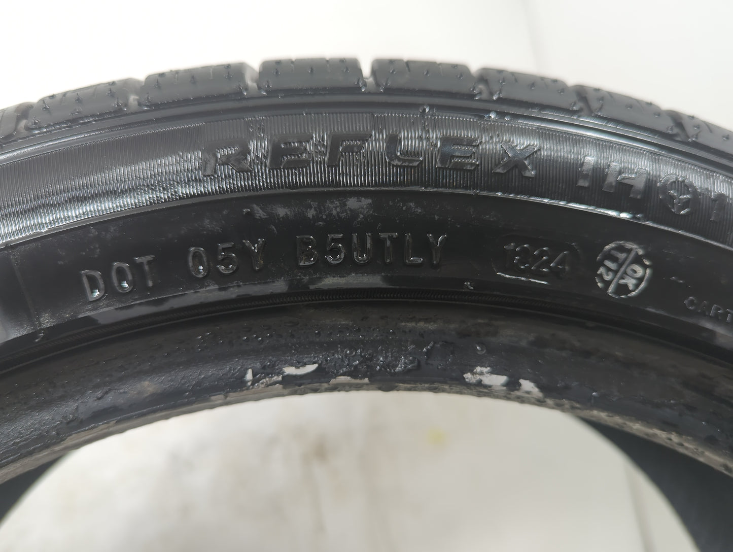 Used Tire 215/45R17 IRONHEAD REFLEX 87W - Tread Depth 9/32 - Oemusedautoparts1.com