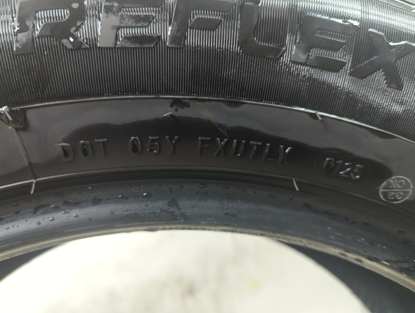 Used Tire 225/60R17 IRONHEAD REFLEX H/T 99T - Tread Depth 10/32 - Oemusedautoparts1.com