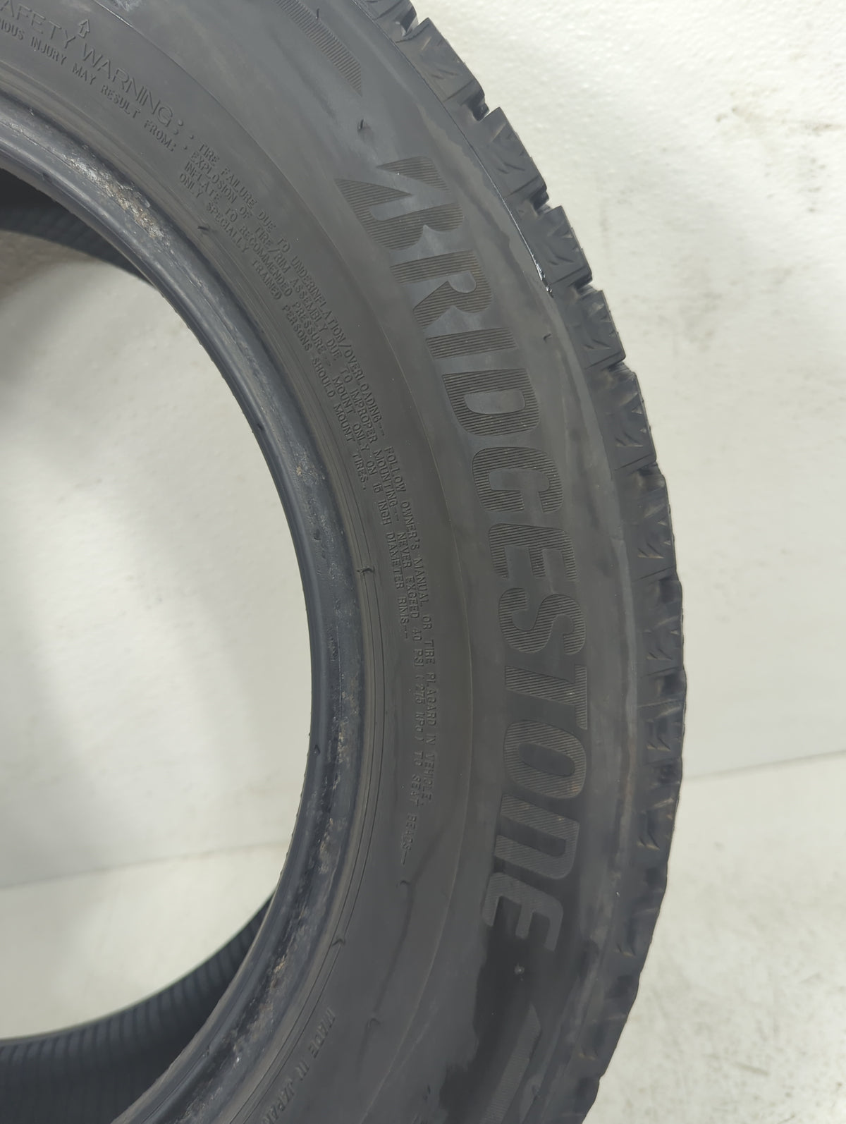 Used Tire 185/65R15 BRIDGESTONE BLIZZAK WS90 88T - Tread Depth 10/32 - Oemusedautoparts1.com