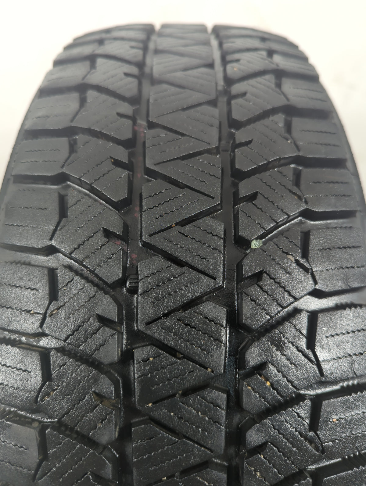 Used Tire 185/65R15 BRIDGESTONE BLIZZAK WS90 88T - Tread Depth 10/32 - Oemusedautoparts1.com