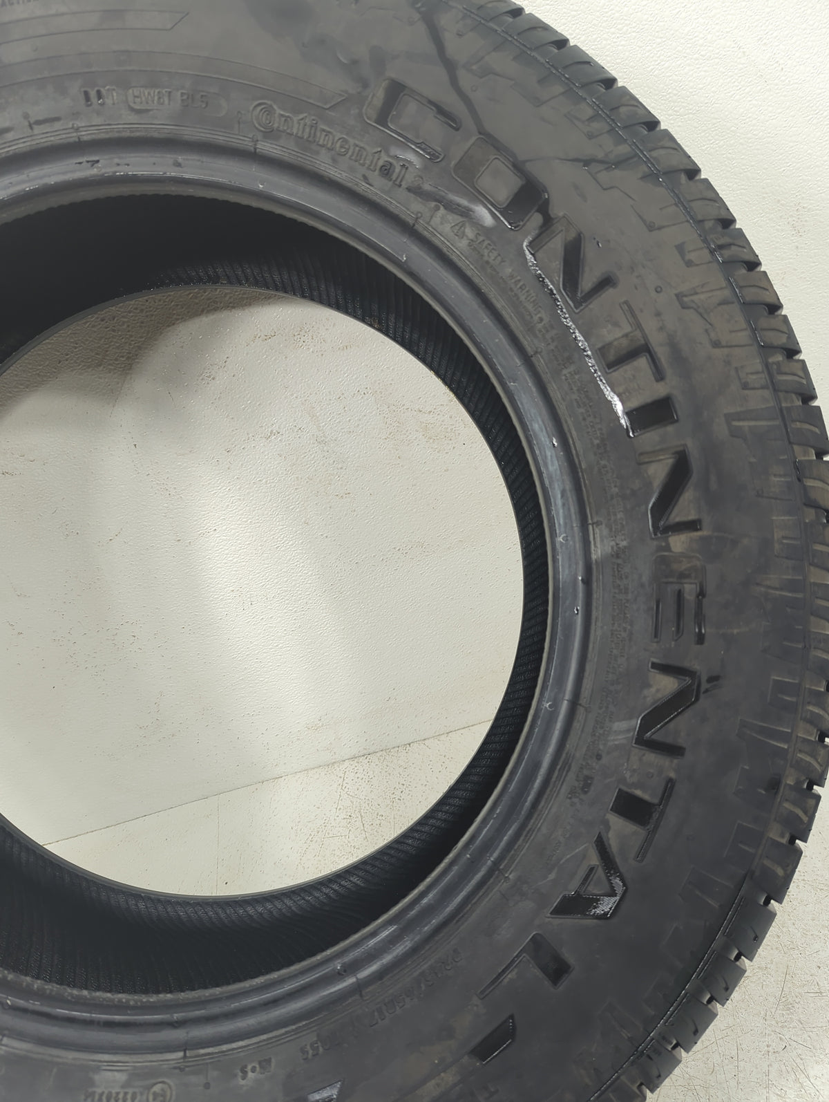 Used Tire 245/65R17 CONTINENTAL CONTITRAC - Tread Depth 12/32 - Oemusedautoparts1.com