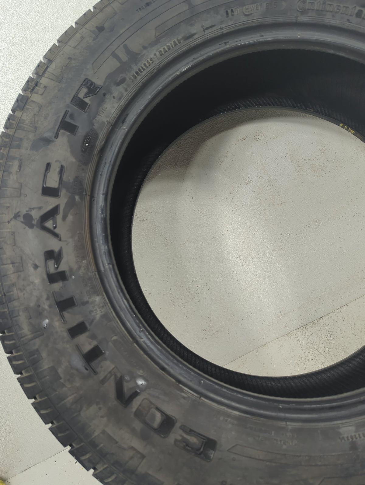 Used Tire 245/65R17 CONTINENTAL CONTITRAC - Tread Depth 12/32 - Oemusedautoparts1.com