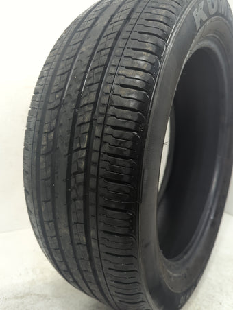 compare product Used Tire 225/55R19 KUMHO SOLUS KH16 99V - Tread Depth 8/32
